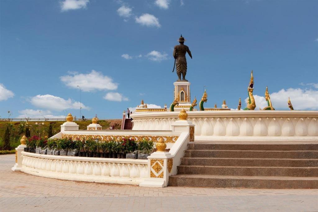 Leuxay Hotel В'єнтьян Екстер'єр фото