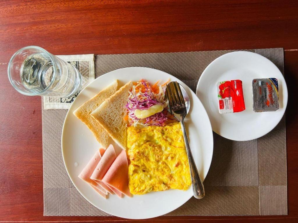 Leuxay Hotel В'єнтьян Екстер'єр фото