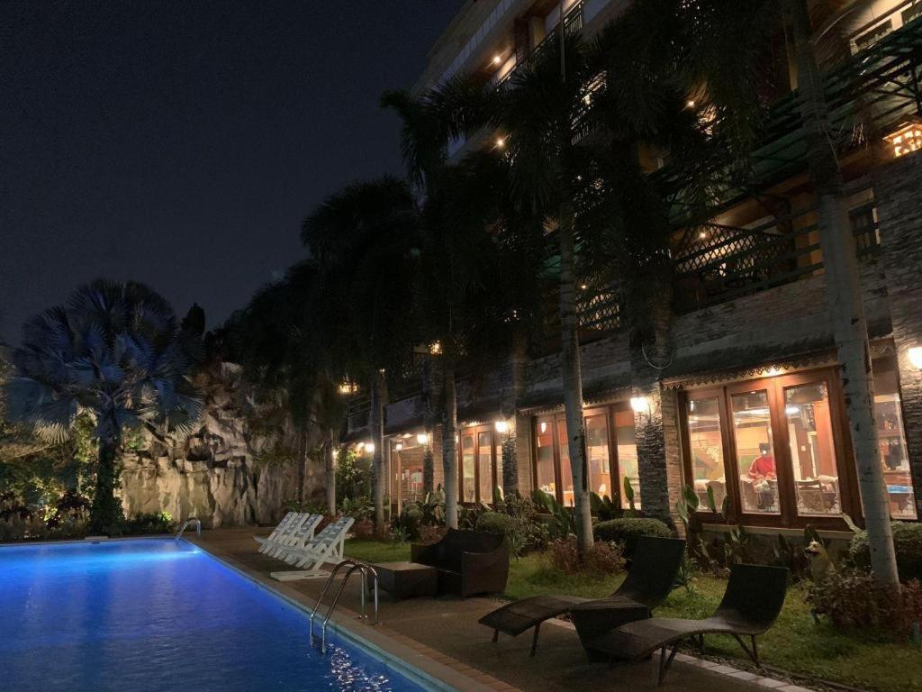 Leuxay Hotel В'єнтьян Екстер'єр фото