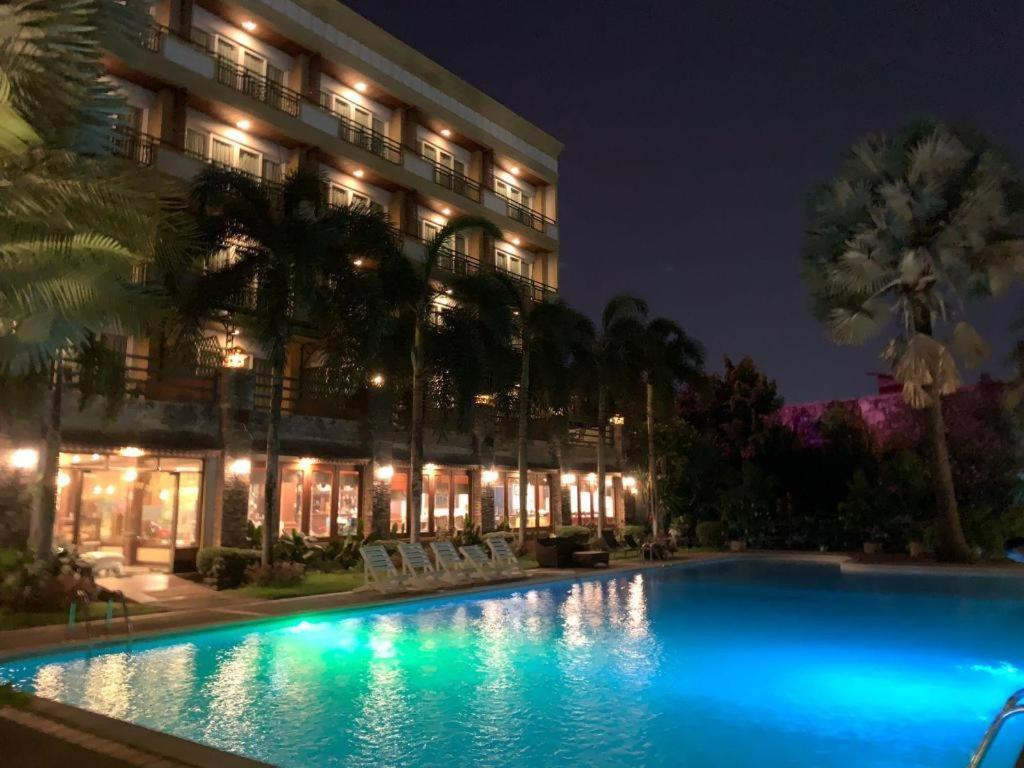 Leuxay Hotel В'єнтьян Екстер'єр фото