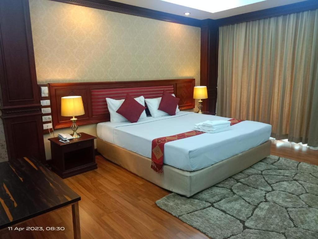 Leuxay Hotel В'єнтьян Екстер'єр фото