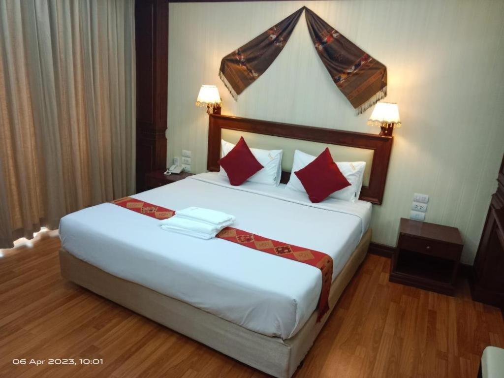 Leuxay Hotel В'єнтьян Екстер'єр фото